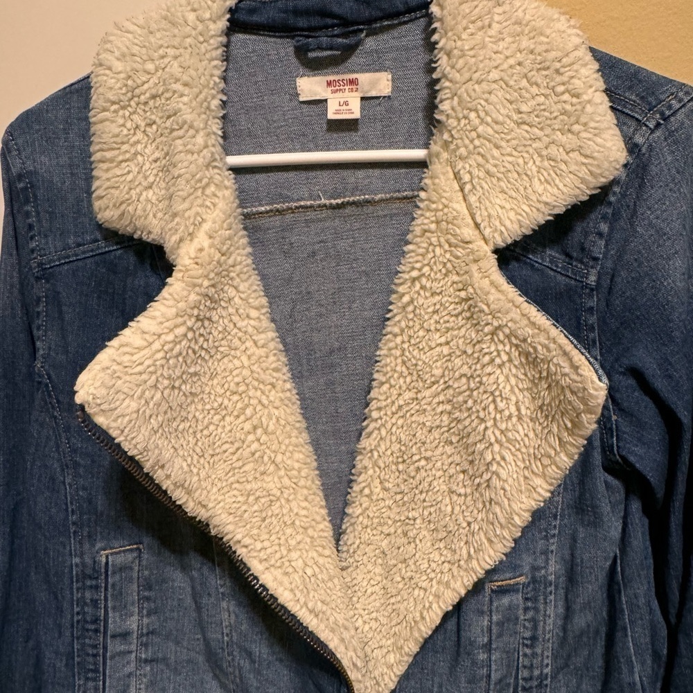 Mossimo Supply Co Women’s Denham Jean Jacket Slanted Zipper Faux Fur Sz L - Picture 5 of 8